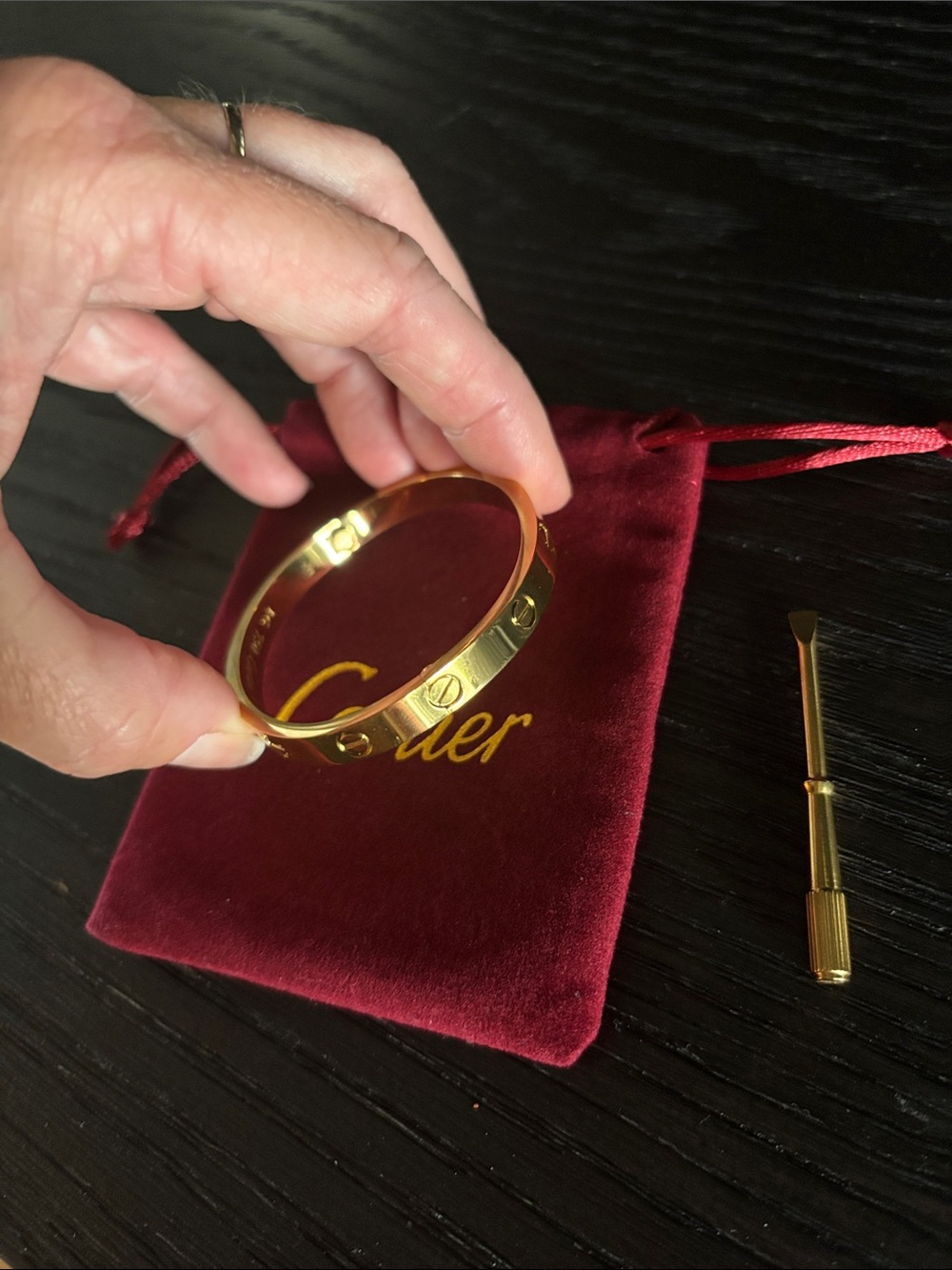 Love Bracelet Gold Tone with Pouch and Screwdriver - Picture 6 of 6